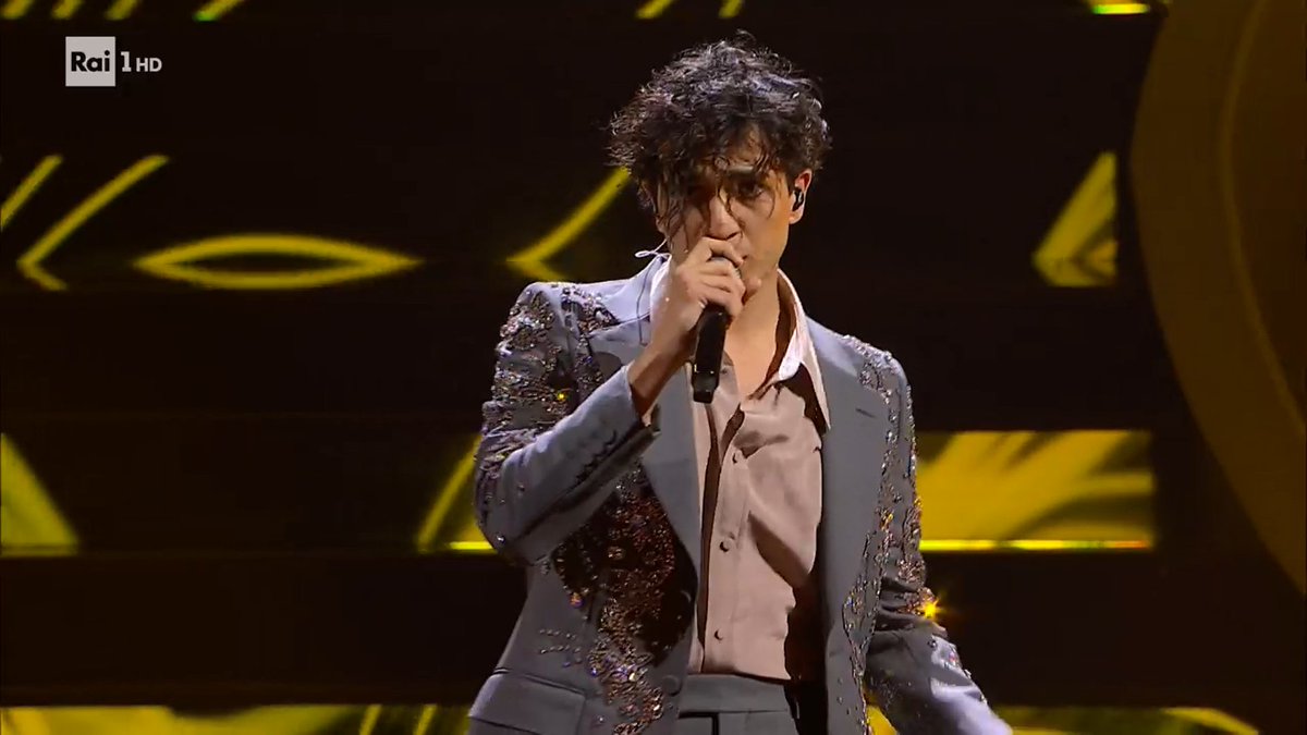 miemzel's tweet photo. time for everybodys favourite little scrunkly #sanremo2023 https://t.co/3X2MapYOQO