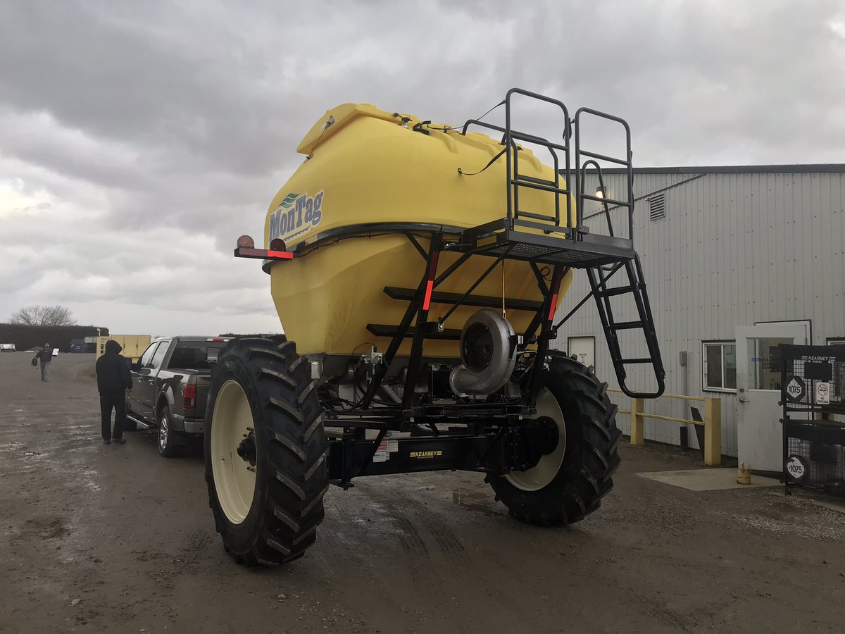 KearneyPlanters's tweet photo. @KearneyPlanters Our very first @Montag Gen 1, 9t dry fertilizer, with auto-steer cart, getting delivered today! This is one happy client getting ready for #plant23 ! https://t.co/w3P7qkHDPK