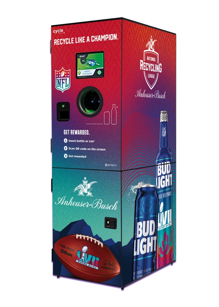 RTSGreen's tweet photo. 🏈 The big game is almost here 🏈

We're honored to have our @Cyclebyrts machine on site as a part of the @AnheuserBusch National Recycling League, which combines America’s biggest sports leagues and fans to eliminate waste on game day!

https://t.co/sUYNEo9Cog https://t.co/Cbl348q7OM