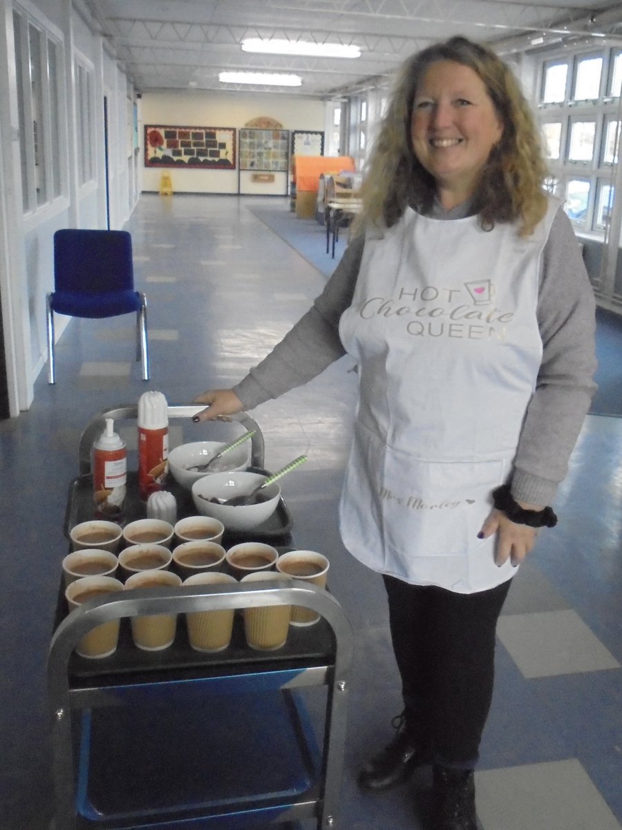 WoodOxhey's tweet image. #HotChocFriday had an added ✨sparkle ✨today with Mrs Morley’s new personalised apron enjoying its debut outing! @jennymorley14 @pauldixtweets