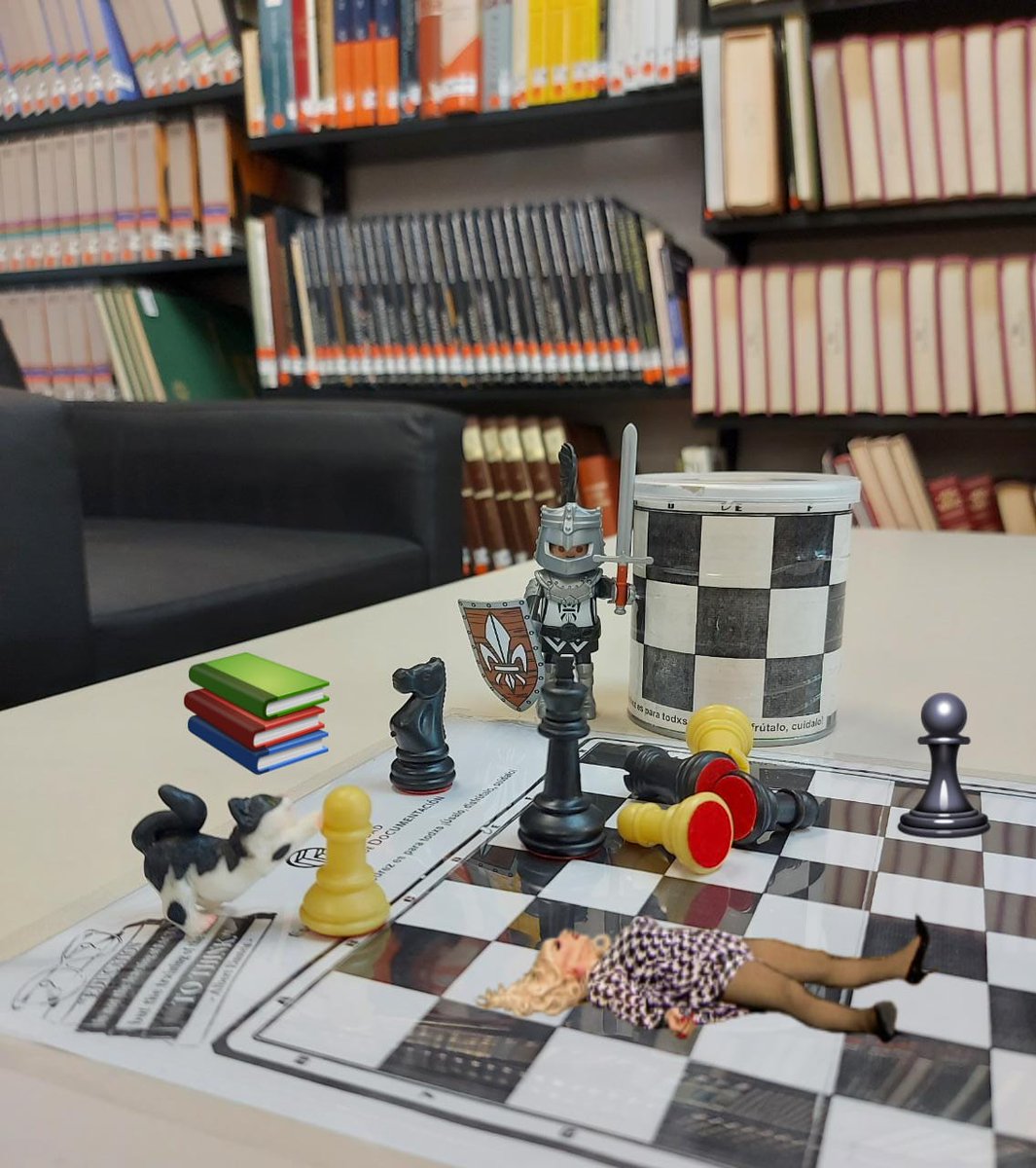 Biblioteca_ENES's tweet photo. ¿Te gusta el ajedrez? 
¡Aquí puedes jugar! https://t.co/YFj2VguiS9