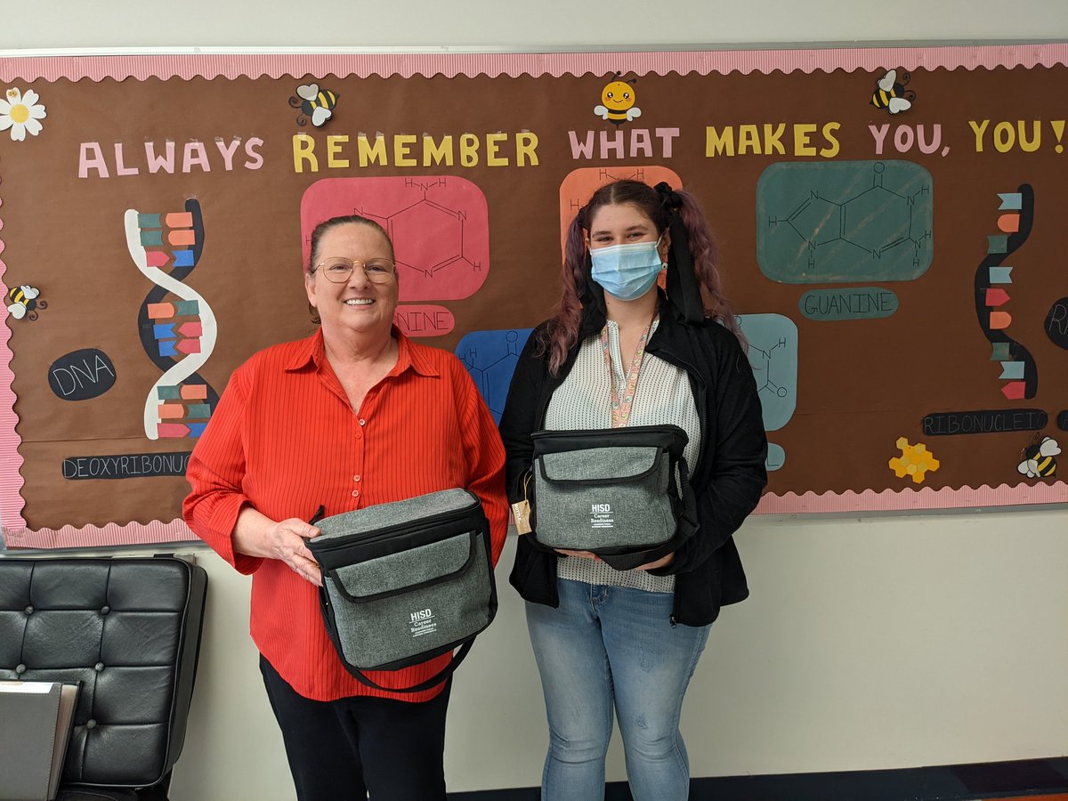 Woohoo <a href="/JaneLongFutures/">Jane Long Academy</a>! These two are rocking their new lunch boxes from Career Readiness. Happy #CTEMONTH2023 <a href="/HoustonISD/">Houston ISD</a> <a href="/HISDCTE/">Houston ISD CTE</a>