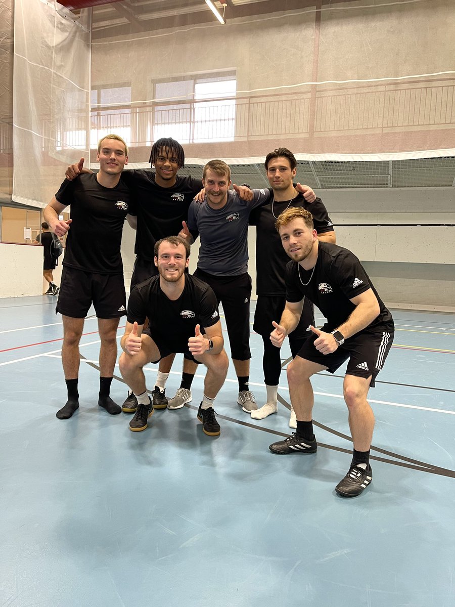 End to end excitement all morning on the futsal court! 

At the end of it all, 2 groups found a way to secure wins for the day! 

Oh yeah, and the poses are back…