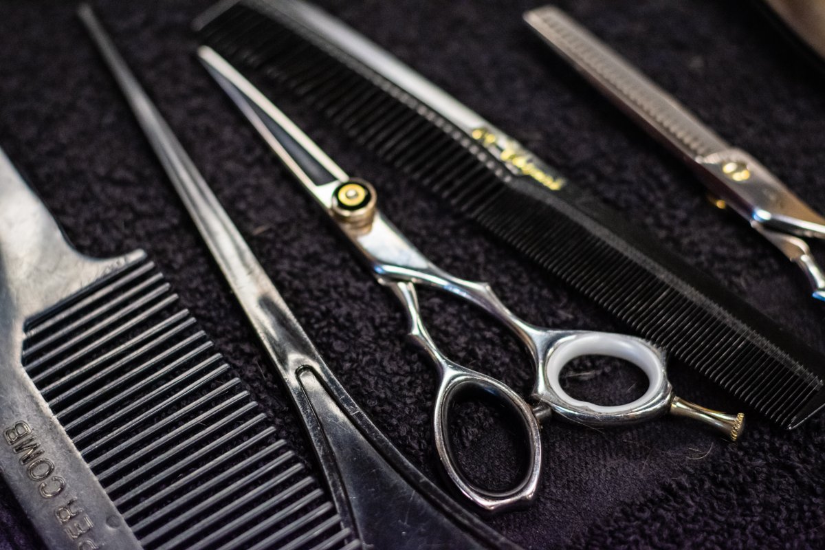 LoveHairCO's tweet image. Trimming is a necessity! Don&apos;t forget to add it to your service when consulting our stylists. #ColorAndDesign #Balayage #Haircuts #Aurora