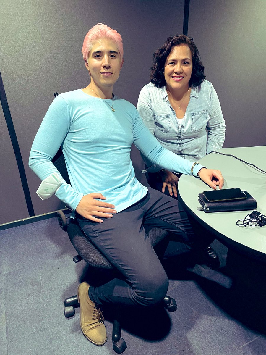 A unos minutos de iniciar el programa de hoy. #96.1 FM #RadioUNAM
Ya está con nosotros en cabina <a href="/alejilloTol/">El escritor que se encuera👑🏳️‍🌈</a>.