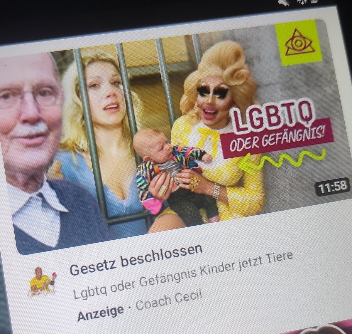 lenosapiens's tweet photo. Nicht Trixie Mattel 😭 https://t.co/094MVl520X