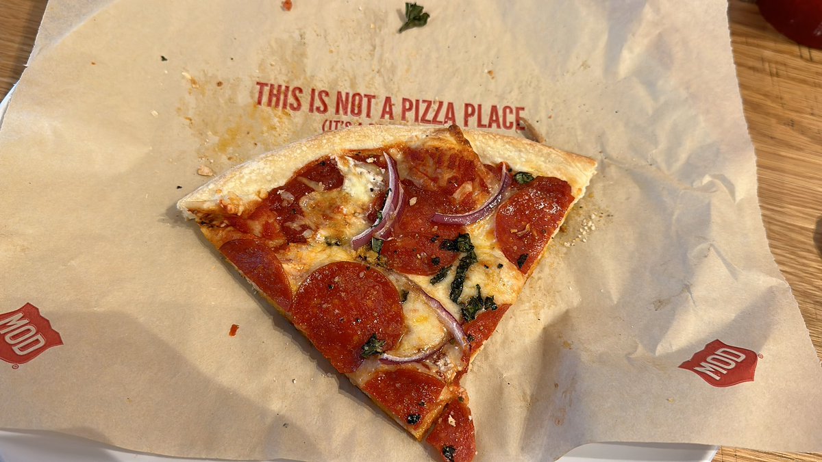 BasedLosAngeles's tweet image. A day late for #NationalPizzaDay #ModPizza 🍕🍕🍕🍕🍕
@MODPizza