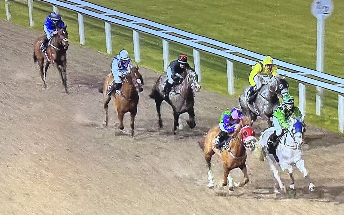 amajox's tweet image. Congratulations @amajox @MaddisonWright7 FIRST WINNER
🥇#Stormingin @IJF_official @ChelmsfordCRC 
@gl_racing #daytoremember #8ran #topride #topjock 👏👏👏👏👌🌟