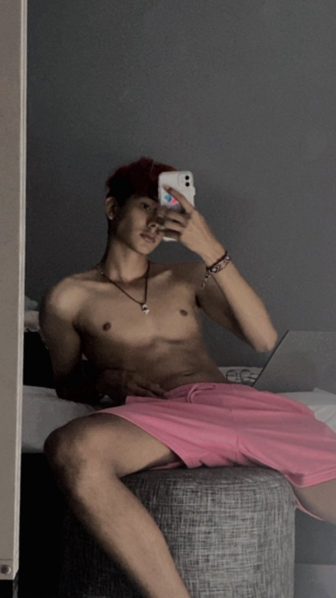 Lukas Moon tweet media