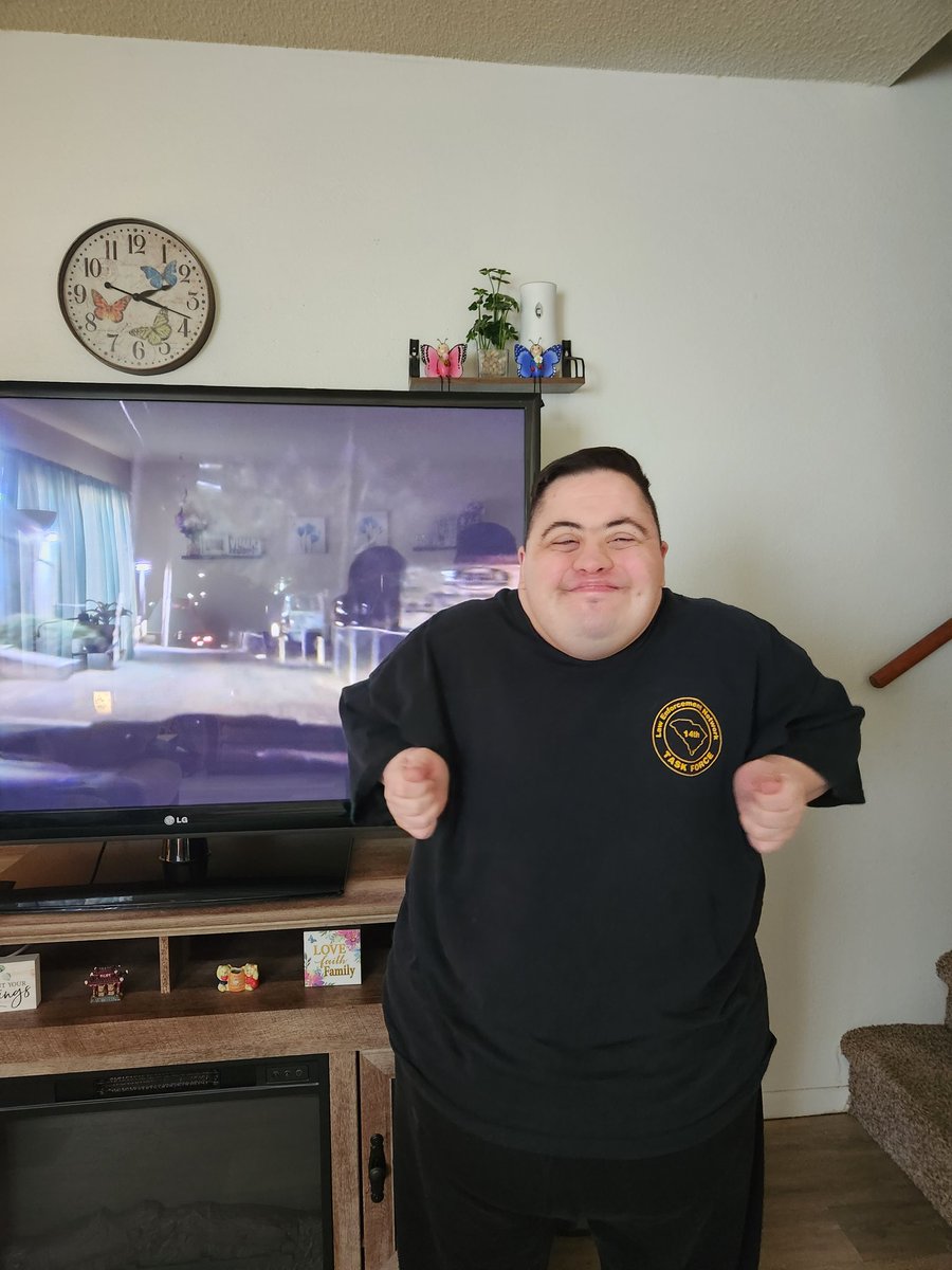 Christy 🦋😍 (@christymomaha) on Twitter photo #ShawnPatrolLive is still all giddy with happiness & excitement after his phone call with <a href="/SgtMarcusBooth/">Sgt Marcus Booth</a> 💪. I think this will be something he'll always cherish & remember❣️
💙👮♂️🚔💙🙏
#OPLive
#OPNation
<a href="/AleccBracero/">Alecc Bracero 🇵🇷</a>
<a href="/traderjoe25/">Joe Chavez</a>
<a href="/ReelzChannel/">REELZ</a>
<a href="/OfficialOPLive/">On Patrol: Live</a> #ShawnPatrolLive is still all giddy with happiness & excitement after his phone call with <a href="/SgtMarcusBooth/">Sgt Marcus Booth</a> 💪. I think this will be something he'll always cherish & remember❣️
💙👮♂️🚔💙🙏
#OPLive
#OPNation
<a href="/AleccBracero/">Alecc Bracero 🇵🇷</a>
<a href="/traderjoe25/">Joe Chavez</a>
<a href="/ReelzChannel/">REELZ</a>
<a href="/OfficialOPLive/">On Patrol: Live</a>