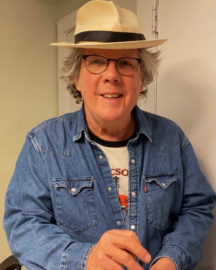 Tonight! Cambridge! Club Passim 
8:00 duo show

📸 by Diane DeFazio

Tickets: bit.ly/3tpF6hR

#steveforbert #clubpassim #cambridgema #georgenaha #concert #upcomingshow #upcomingconcert #getyourtickets #getyourtix #folkrock #folkrockmusic #americanamusic #livemusic