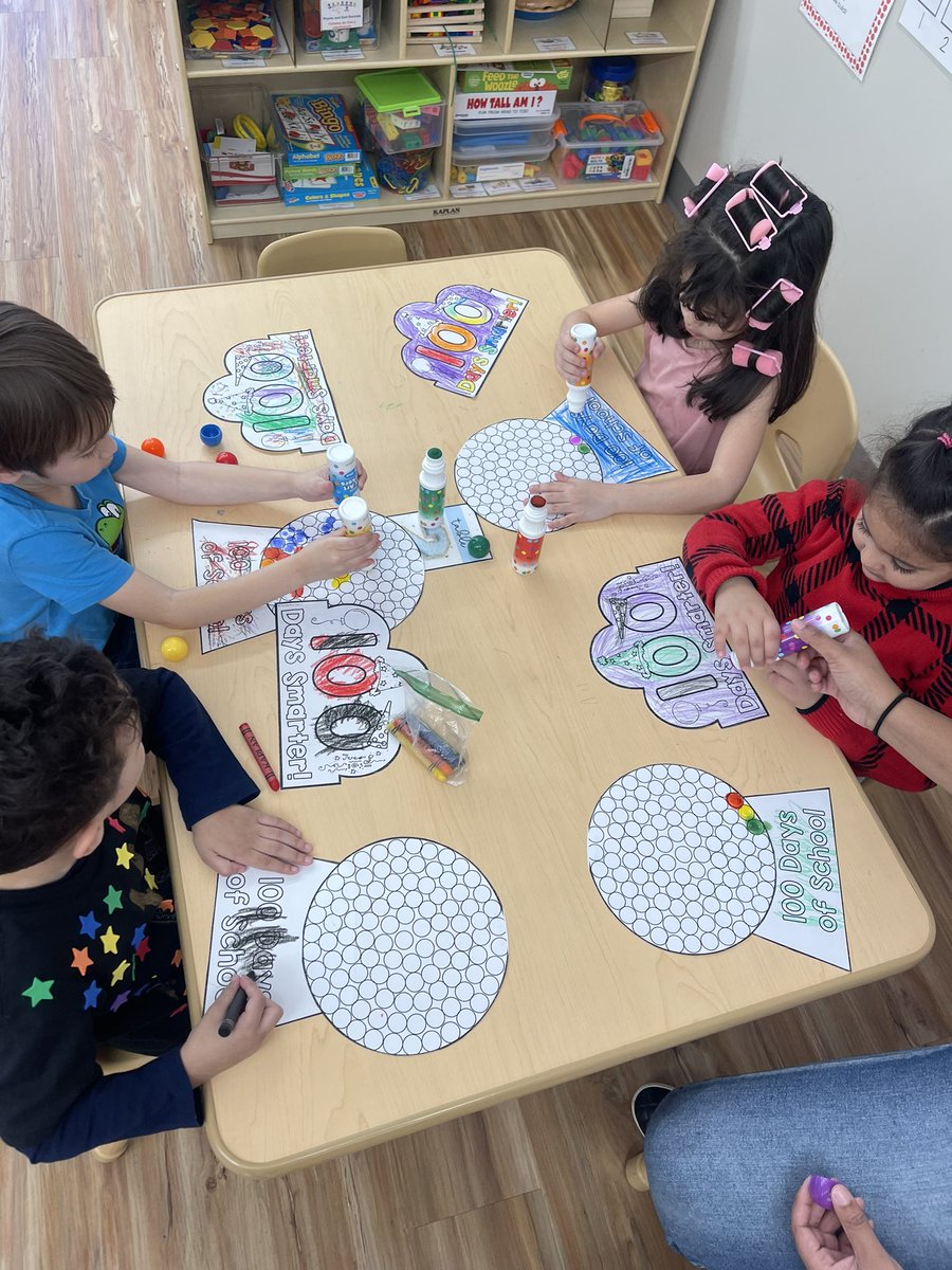 ms_iradi's tweet image. Happy 100th Day of School!!! 🤩🎉@BPS_Beginners @TheHECC_BPS
