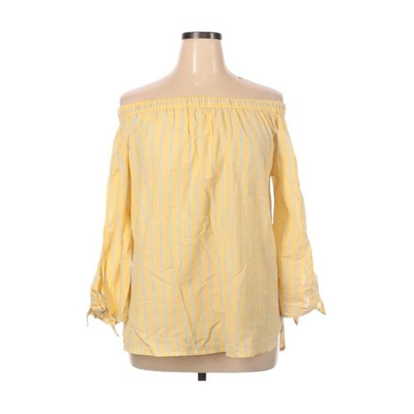 TrueReprobate's tweet image. So good I had to share! Check out all the items I'm loving on @Poshmarkapp from @ashrhoads95 #poshmark #fashion #style #shopmycloset #lootcrate #beachlunchlounge #sisley: posh.mk/Y0vwxugzjxb