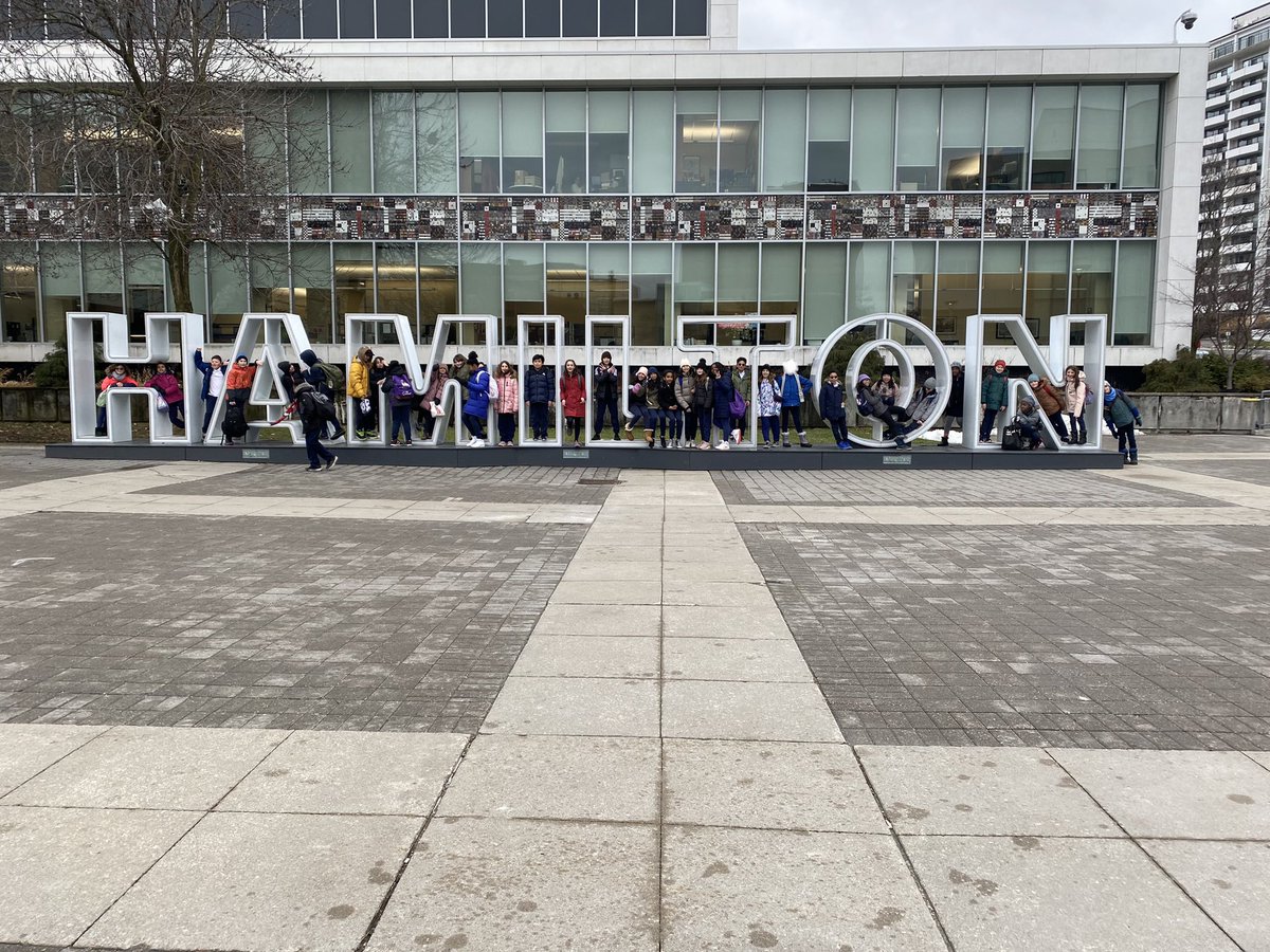 ecobrien6's tweet photo. What an awesome experience today at Hamilton City Hall! Thank you to @ward1wilson for answering all our questions and showing us around, it was so great to see the municipal government at work! @stjsces https://t.co/tmDt55pYJa