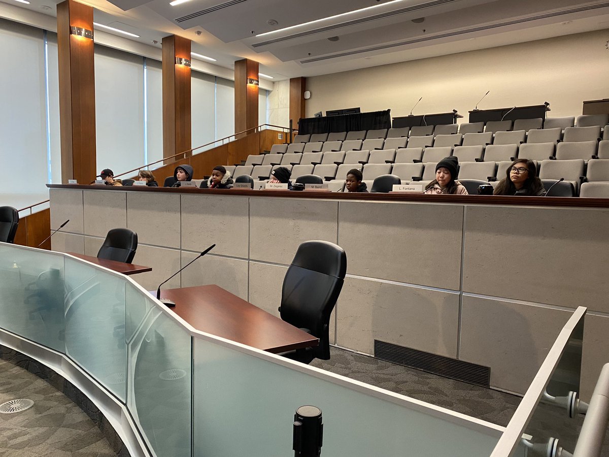 ecobrien6's tweet photo. What an awesome experience today at Hamilton City Hall! Thank you to @ward1wilson for answering all our questions and showing us around, it was so great to see the municipal government at work! @stjsces https://t.co/tmDt55pYJa