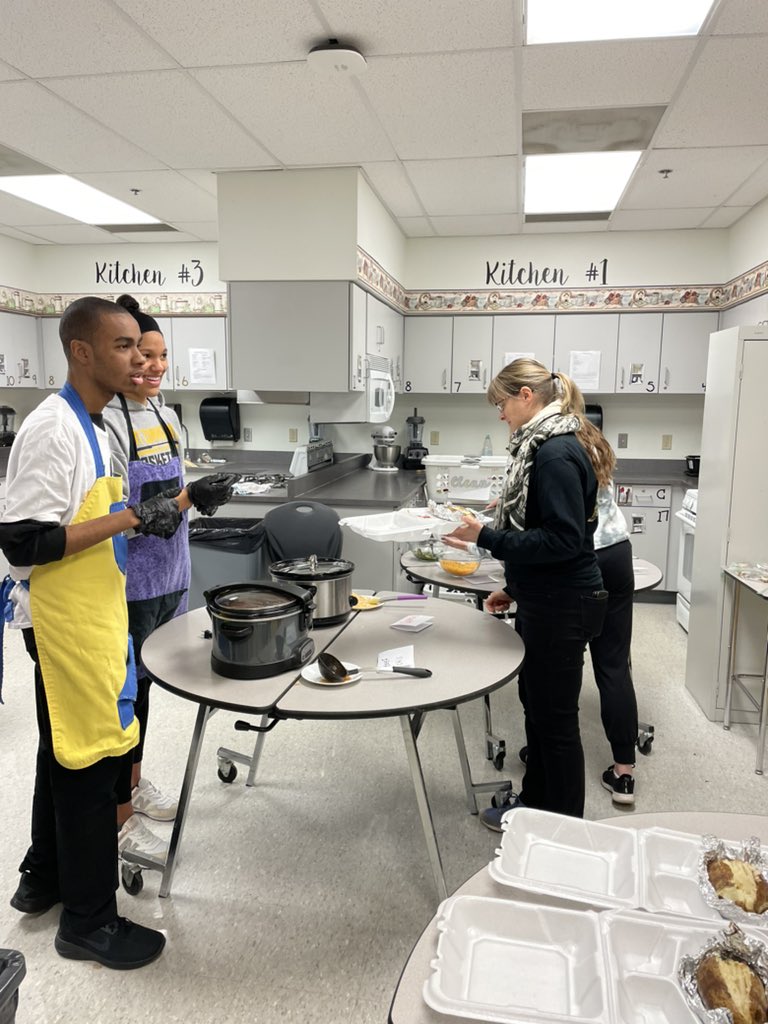 We ended the week with a luncheon! Thank you to everyone who helped us make this possible!