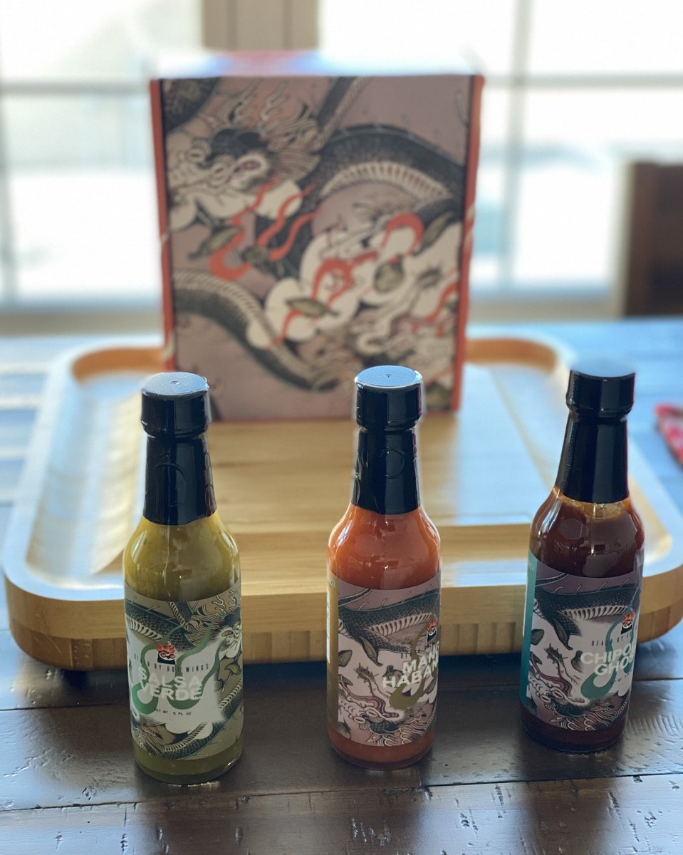 Super amped to get my first edition <a href="/hotwings_xyz/">Hot Wings Collective (🦉,🔥)</a> sauce before Super Bowl weekend and celebrate with my <a href="/oddities_xyz/">Moonbirds Oddities</a>