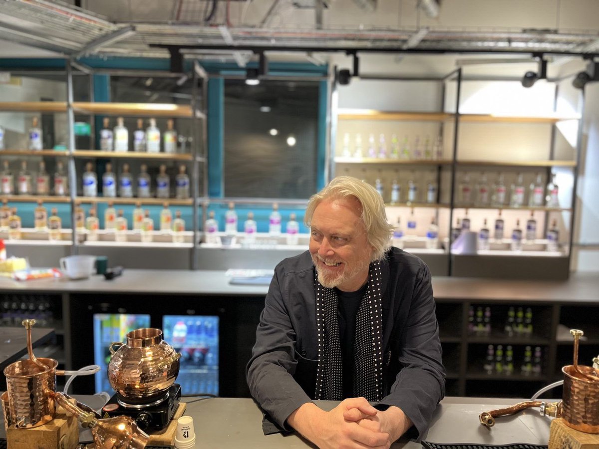 PrinceBishops's tweet photo. For the love of gin! Gin distillery and school opening soon in Prince Bishops Place! ➡️ https://t.co/3txInQcZD0 #durhamgin #durhamdistillery https://t.co/8Ovc2MZiO2