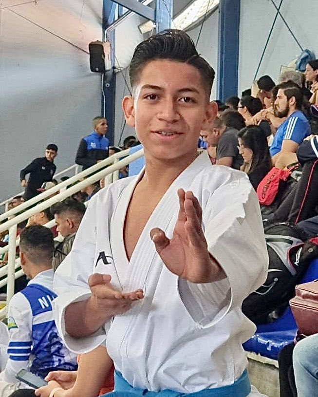 DiarioLaGaceta's tweet photo. #CCONDEKA | Stefany Izaguirre, Bryan Delgado, Nahomy Orellana, Emilio Herrera Granados, Estefany Juárez, Brandy Serrano, Valerie Serrano, son los karatecas nacionales que se han ubicado en los primeros lugares de las competencias. https://t.co/sQJmhVEb7J