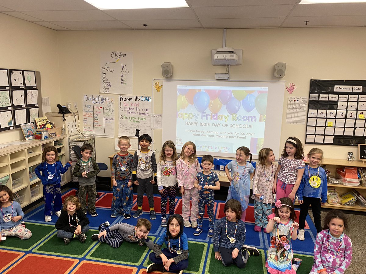 Happy 💯 day of school from #Room115! We had the best day celebrating 100 days of learning! <a href="/BraesideSch112/">Braeside Elementary School</a>