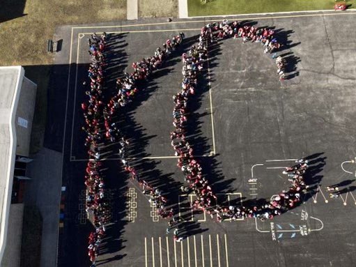 Amber Anderson tweet media