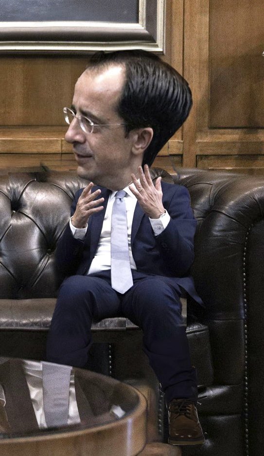 arkokattos's tweet photo. Σύμφωνα με τον μικρό Νίκαρο, θα υπάρξουν ευκαιρίες για όλους τους νέους, εάν τον εκλέξουμε την Κυριακή.

Δεσμεύεστε, μικρέ Νίκαρε; #DebateCy https://t.co/S04ktpEEVV