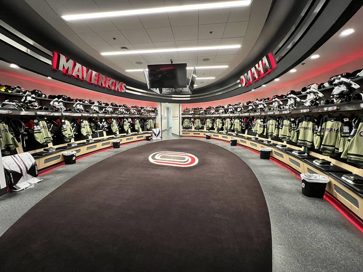 OmahaHKY's tweet photo. Tonight we show appreciation to the brave men and women who sacrifice so much to ensure our freedom and safety that allows us to play this great game that we love so much. 

#OmahaHKY | #MilitaryAppreciation https://t.co/UiMNYkJ2Kz