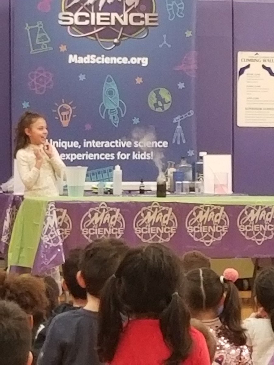 Koberm06's tweet photo. Thank you to the @HamptonBaysES  STEAM team for this amazing assembly!! Science is always a blast!! #engagehb #wearehb #hbstrong https://t.co/OIlhNRYNaK