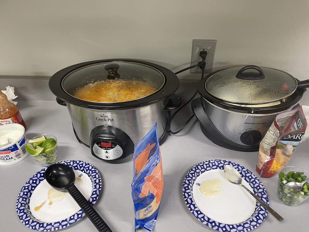 AsstCometSuper's tweet photo. It was a super “Souper Bowl” party @ the Board Office as we celebrated Mr. Grimmett’s bday today! We work w the most wonderful people who fill our hearts & our bellies! 💚💛💚 #CometCommunity #RelationshipPriorities https://t.co/4NXXh7grdP