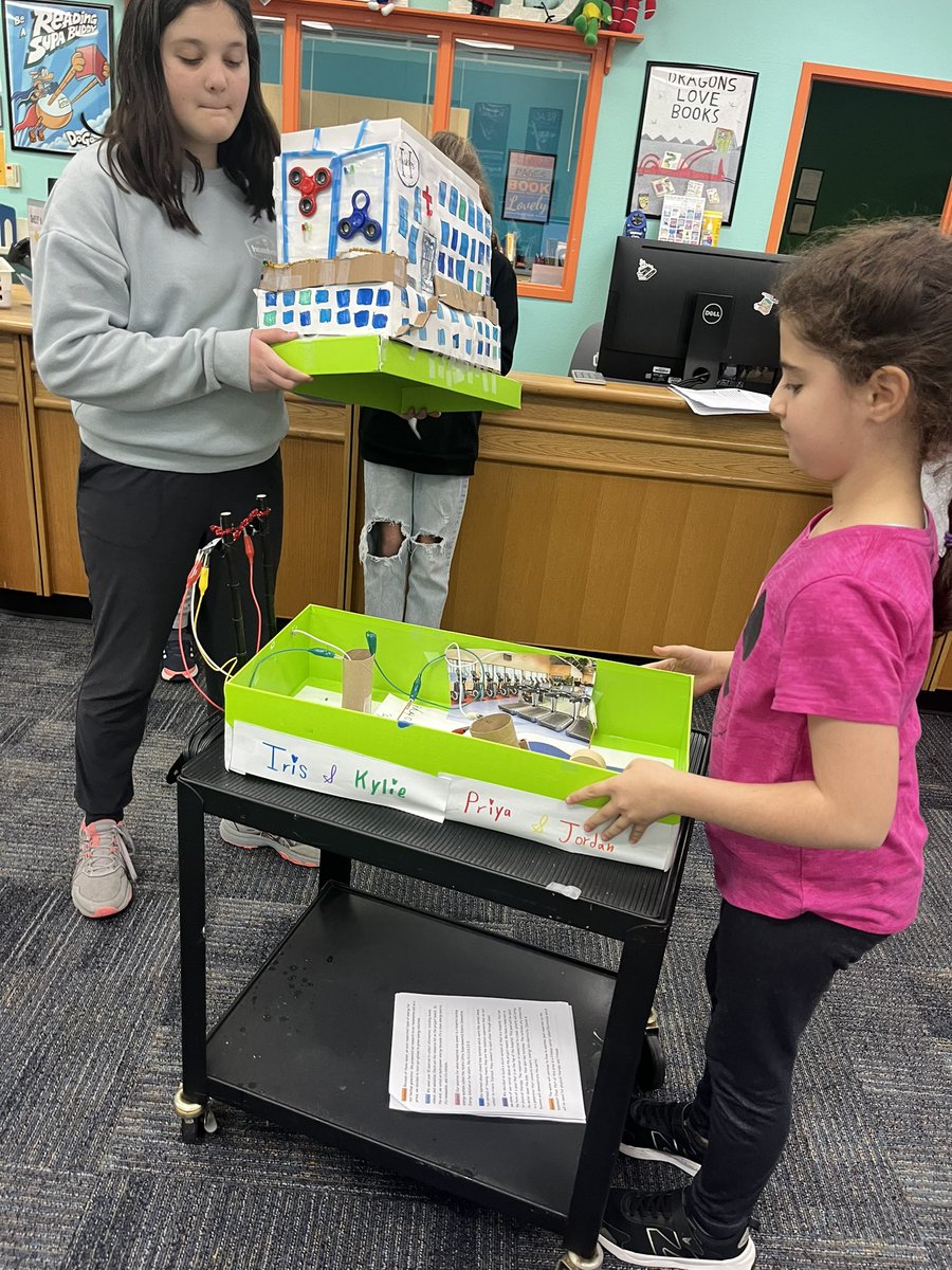 Harrington_El's tweet photo. Our Huskies Robotics team is gearing up and ready to compete in the regional Lego League competition in Dallas this weekend. They'll be competing against approximately 60 other teams. We are so proud of their hard work. We know they will do amazing! Go Huskies! https://t.co/MoUnB5LRNb