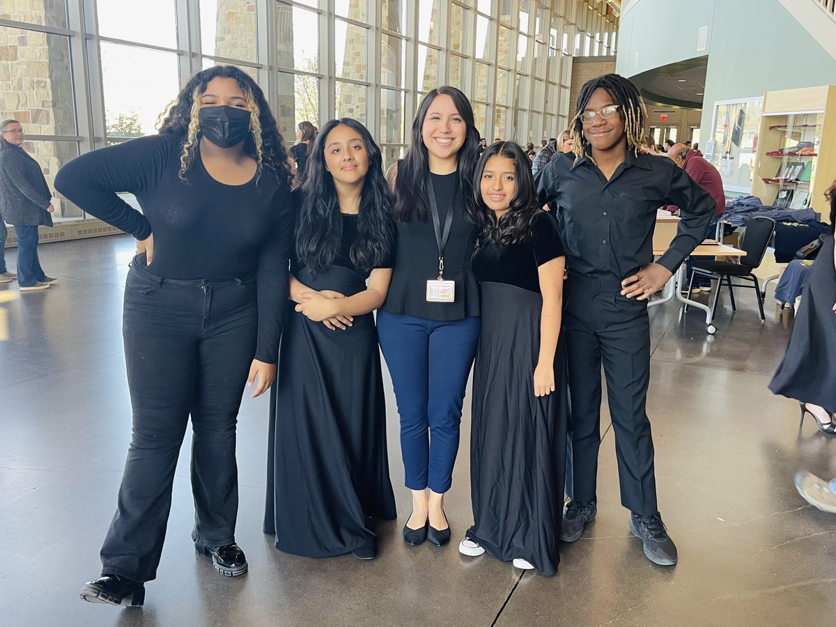 Simon Middle School (@sms_wolverines) on Twitter photo Four of our Wolverines participated in the region choir clinic and concert. They worked with guest conductors and made beautiful music. Congratulate Madison Hernandez, Lorraine Lemus, Dana de Jesus Lopez, and Braeden Ellison. bit.ly/3IfyElT #SimonStrong <a href="/SimonMS_Choir/">Simon MS Choir</a> Four of our Wolverines participated in the region choir clinic and concert. They worked with guest conductors and made beautiful music. Congratulate Madison Hernandez, Lorraine Lemus, Dana de Jesus Lopez, and Braeden Ellison. bit.ly/3IfyElT #SimonStrong <a href="/SimonMS_Choir/">Simon MS Choir</a>