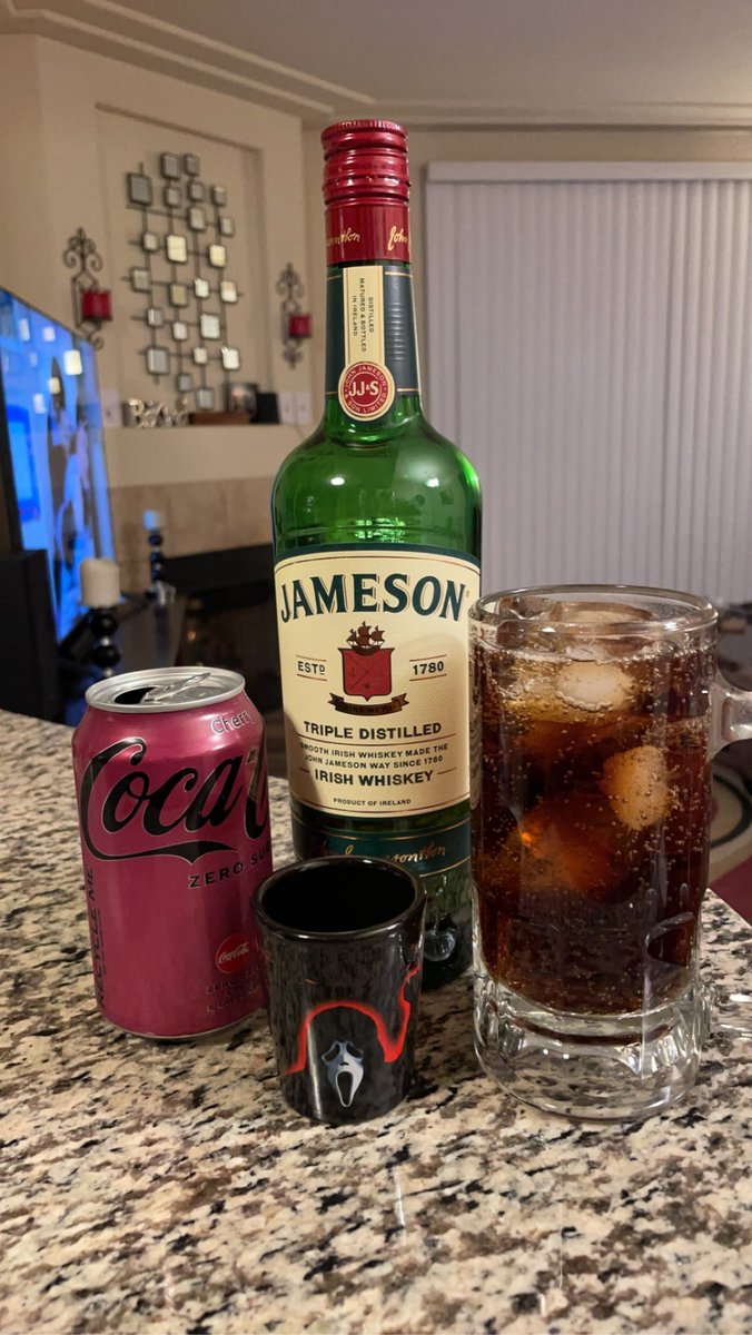 MoonMaiden77's tweet photo. It’s that time! #HappyFriday Cheers! 🥃 #Jameson #CherryCokeZero #FridayNightVibes https://t.co/qRwRTnlMu9