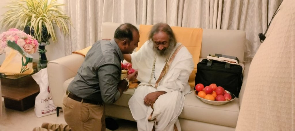 With my Master @SriSri ji in #Chennai 

This is how #Gurudev showers his Love and Compassion to his devotee.

@AOLSwamiji @RajitaBagga  @ssu_vc  @SriSriU @ArtofLiving @ArtofLivingTN #peaceful #devotion  #meditation #love #gratitude #researchscholar