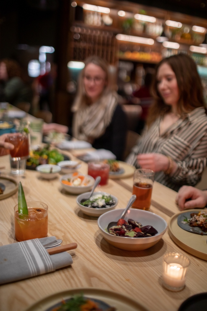 visitmissoula's tweet photo. Cheers to Fridays filled with food, fun, and friends. 

⁠#VisitMissoula #Missoula #TheresThisPlace  #MissoulaMoment #MissoulaEats #EatLocal #EatLocalMissoula #EatLikeALocal #SupportLocalFood #ARiverRunsThroughIt  #MontanaMoment #MissoulaMontana #LastBestPlace #BigSkyCountry
⁠ https://t.co/s6p0Os2785