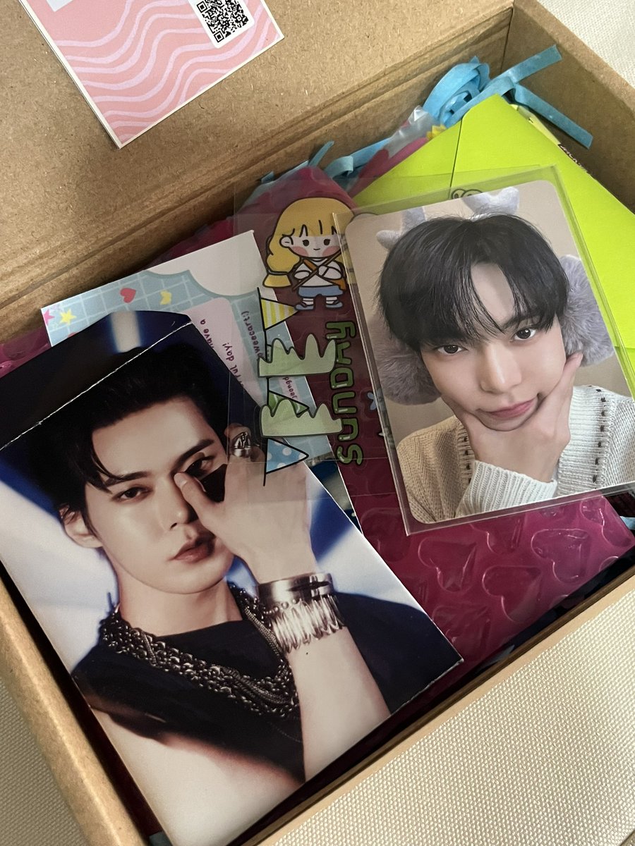 riospends's tweet photo. κ° #riospends κ±
super late post but doie came home last wednesday!! iβm so so happy to finally have him here with me. ang cutie rin ng packaging and freebies π₯Ί thank you so much, @doweecart!! π€
π #doweecartbudols https://t.co/zTVa1vrobu