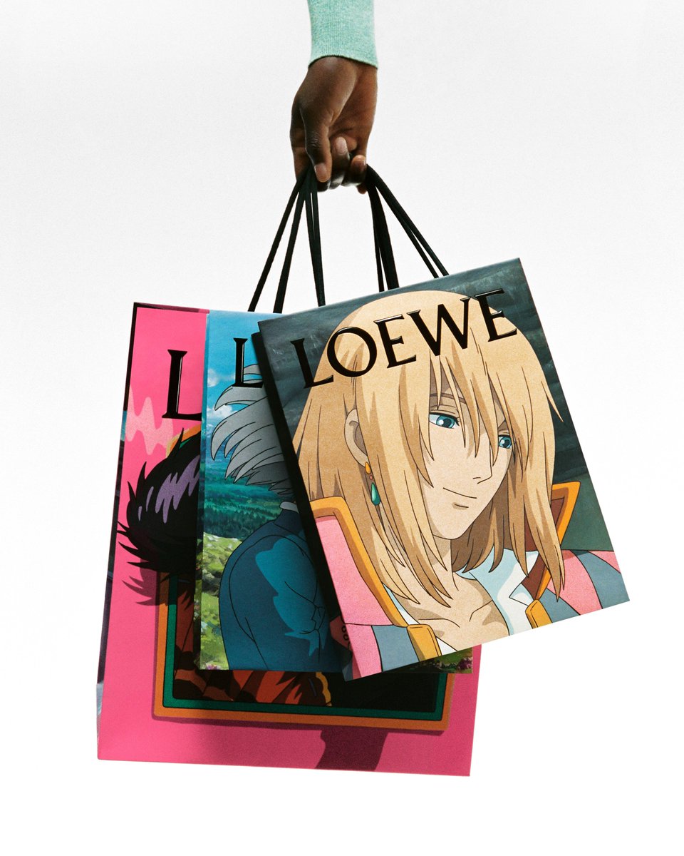 LOEWEハウルの動く城 ボックス ① ロエベがスタジオジブリの「ハウルの
