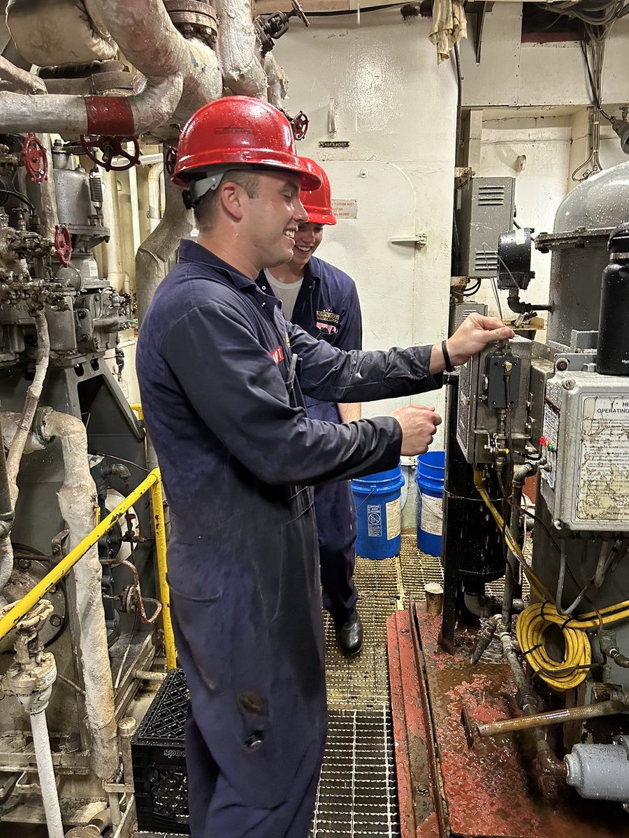 Coach_JimReid's tweet photo. Thomas Garland, linebacker is running the engine room on the TS Kennedy. Thomas is a Marine engineering student and getting great experience on the Mass Maritime Academy ship. They’ve been to Aruba, St Thomas, Barbados and St John. Headed to Florida. MMA is a unique education https://t.co/ZafgeloIi8