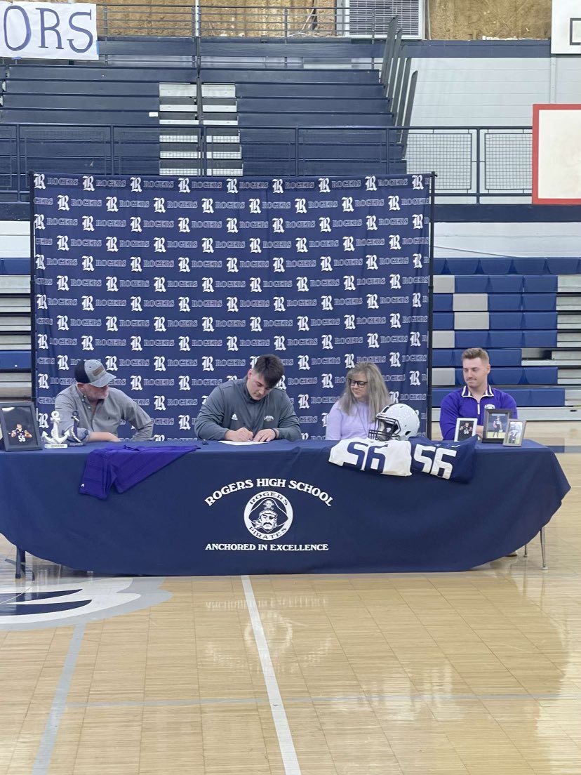 RogersPirateFB's tweet photo. You’ll be seeing him on Saturdays now!!!! Congrats to our guy @bradybrown56 for signing to play 🏈 at @UNAFootball today‼️

#DYJ #RollBlue https://t.co/9RoGE7wQsT