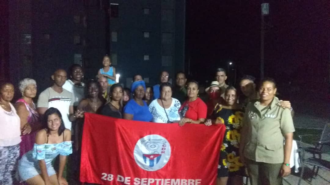 Todos juntos Somos Cuba.#CubaViveyVence 
#CubaViveYTrabaja