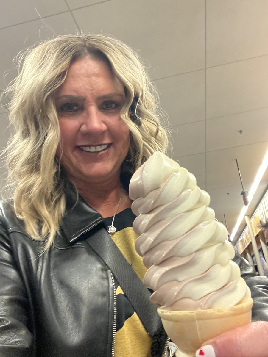 Kori Mayberry tweet media