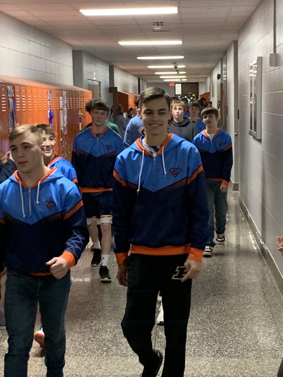 GoSwitzCoPacers's tweet photo. Good Luck to the Pacer Wrestlers at tomorrow’s Semi-State! Dakota Fields, Peyton Richards, Ethan Rose &amp; Gabe Rose! @switzsc @jlcheek01 https://t.co/JnLWvyRNDC
