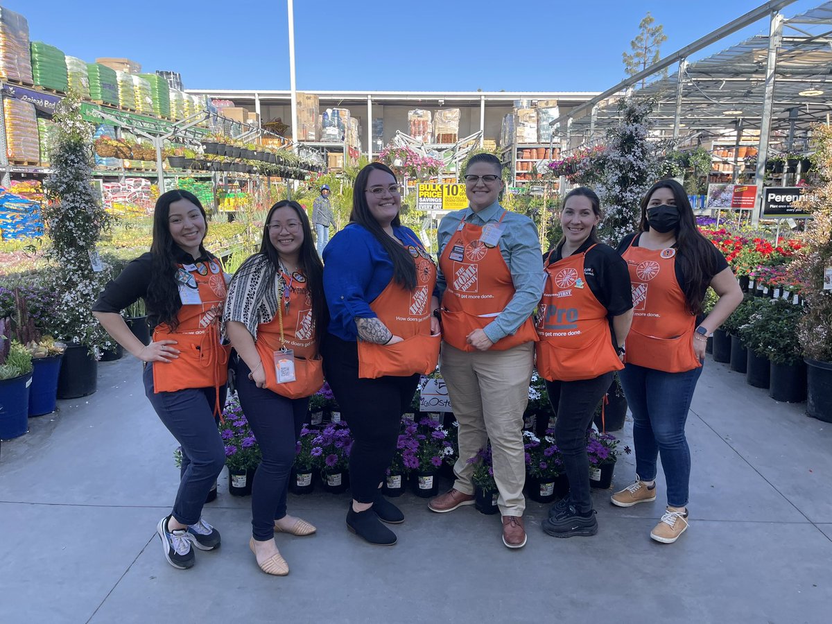A very bittersweet goodbye to someone very important. Darlene, thank you for always believing in me and helping me become the leader I am today. I’m sorry for all the gray hairs I’ve given you but you have been deeply loved at 6610 🧡 Hawthorne is definitely lucky to have you !