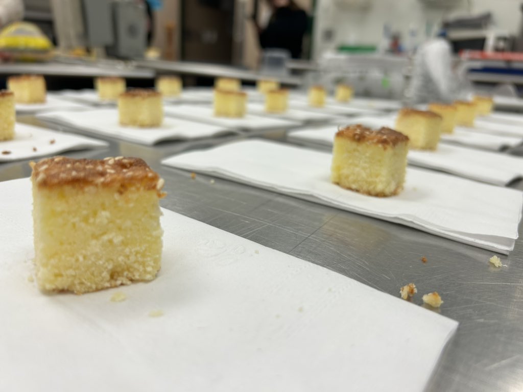 adomin_MHS's tweet photo. Advanced Culinary plating up for Global Cuisine: The Americas , week 1! They rocked some amazing pulled pork Kansas style bbq sliders with in house made bread and they even made pickles! Chifrijo from Costa Rica and Quesadilla Salvadoreña from El Salvador. @CulinaryRams https://t.co/Fl6qgDHe5l