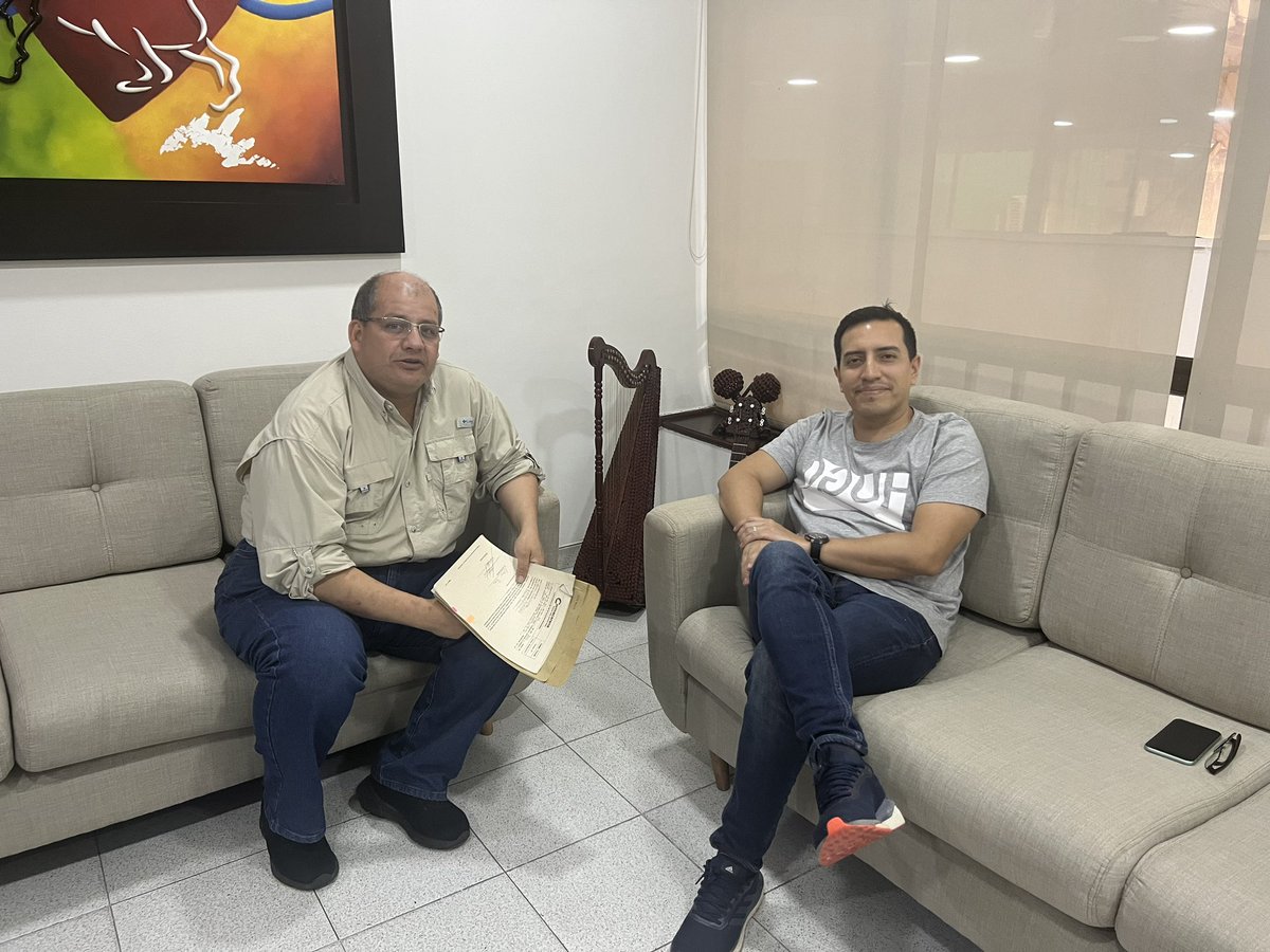 Agradable y productiva reunión con director de @CORMACARENA. Gracias por su  apoyo a nuestros proyectos institucionales, por su orientación para enfocar  nuestros iniciativas por la ruta de la sostenibilidad para el desarrollo