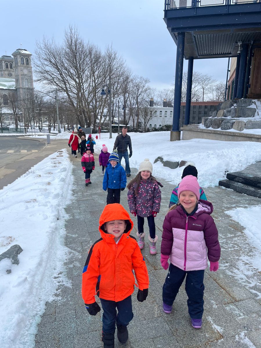 These smiling faces say it all! These Kindergarten students had a great field trip to the Fire Station today. Thank you Mrs. Isaacs and Mr. Coffin for filling in <a href="/StBonaventures/">St. Bon's 🇨🇦</a> @CityofStJohns