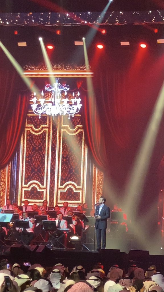 as673_x's tweet photo. Majed’s night 🎶 https://t.co/90k4Vs8CB9