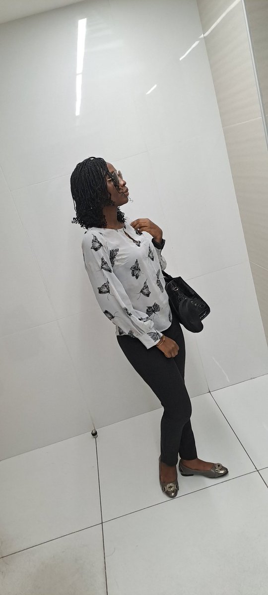 NOTE TO ASPIRING MANAGER

As a manager,
Be WISE as a SERPENT - OBJECTIVE,
Be GENTLE as a DOVE - EMOTIONAL INTELLIGENCE and
Be FAST as a CHEETAH - GOOD DECISION MAKER.

I might write about this soon. 
So, watch this space. 

Signed:
Temitope Oladokun - UNDYING RESILIENCE