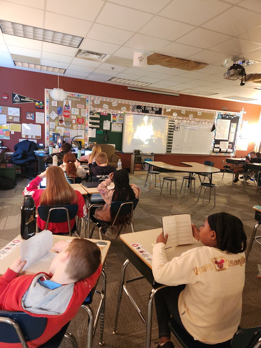 We love Fireside Friday!  #readingforpleasure #Readers