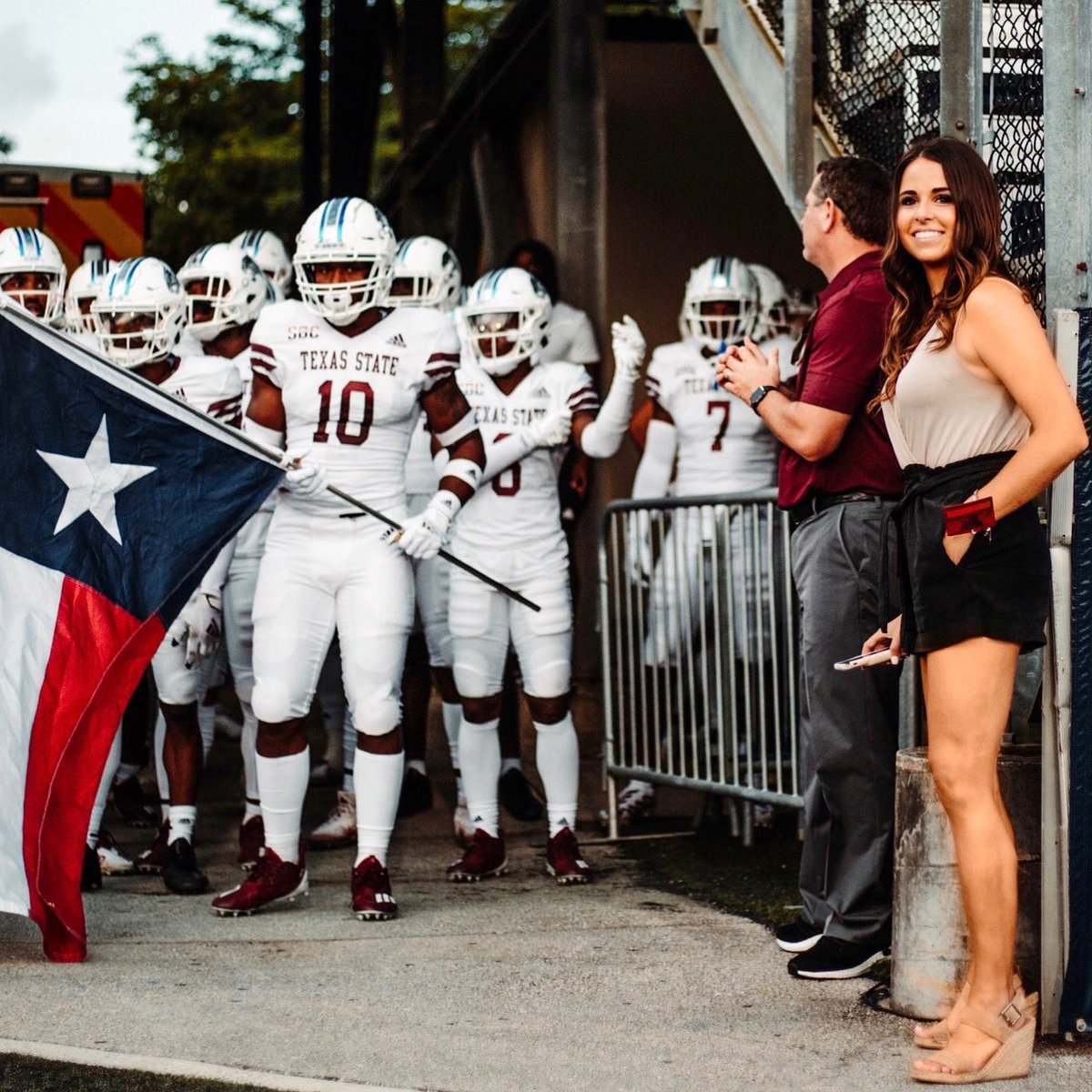 BuddhaGarrett10's tweet photo. #AGTG After a great conversation with @26Int_Hit I am blessed to receive my first division 1 offer from The Texas state @TXSTATEFOOTBALL @GJKinne @Ck2Sports @longviewgameday @Lobo_Football @coachjohnking @CoachWritt https://t.co/jEzr5ZPBqo