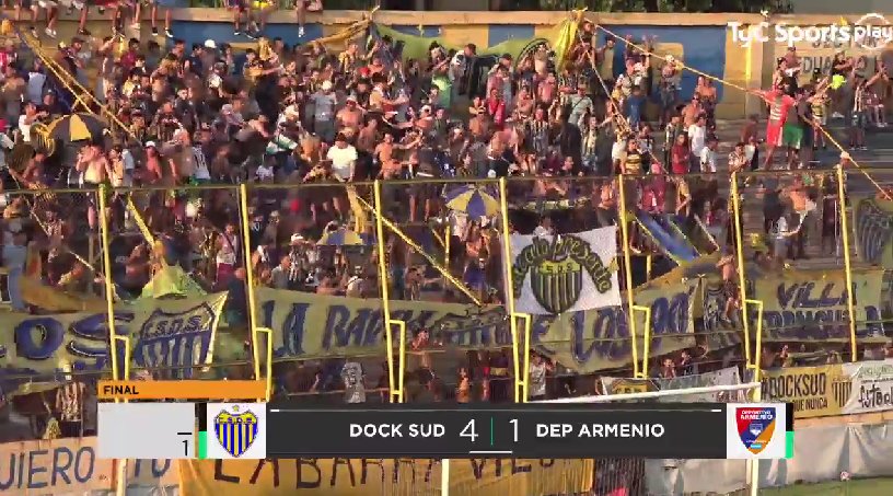 🟡🔵 #DockSud | #PrimeraB #AFA

¡FIESTA TOTAL EN DOCK SUD!

El Docke aplastó a #DeportivoArmenio, 4-1, en el estadio de los Inmigrantes por la primera fecha de la B Metropolitana.